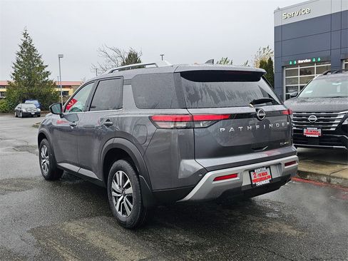 New 2025 Nissan Pathfinder SL image 7