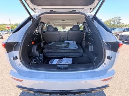 New 2026 Nissan Rogue SL AWD/4WD image 17