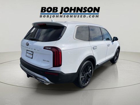 Used 2020 Kia Telluride SX w/ Towing Package FWD image 3