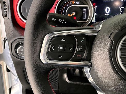 Used 2023 Jeep Gladiator Rubicon w/ Cold Weather Group image 21