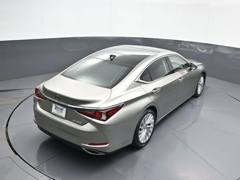 Used 2019 Lexus ES 350 w/ Accessory Package 2 FWD image 38