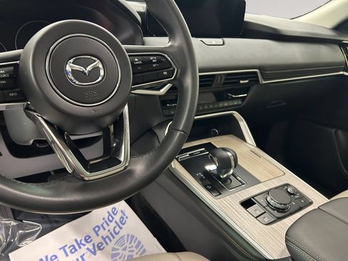 Used 2024 MAZDA CX-90 3.3 Turbo w/ Preferred Package AWD/4WD image 10