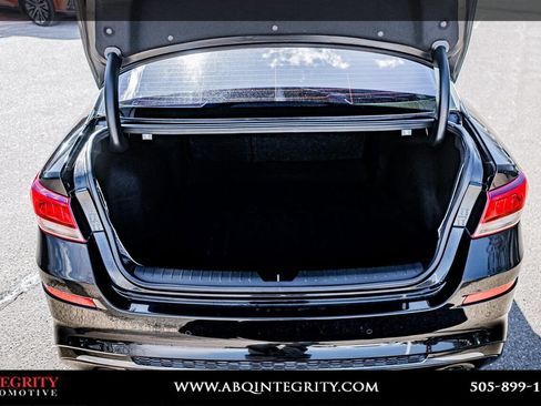 Used 2019 Kia Optima S image 32