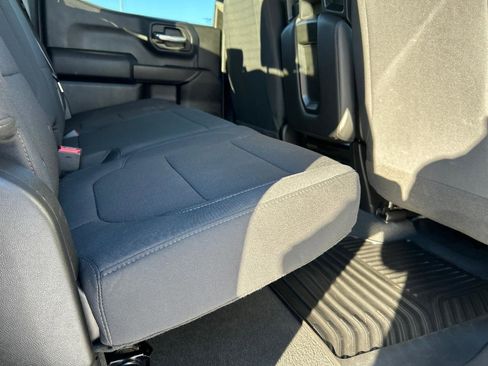 Used 2021 Chevrolet Silverado 1500 Custom Trail Boss AWD/4WD image 15