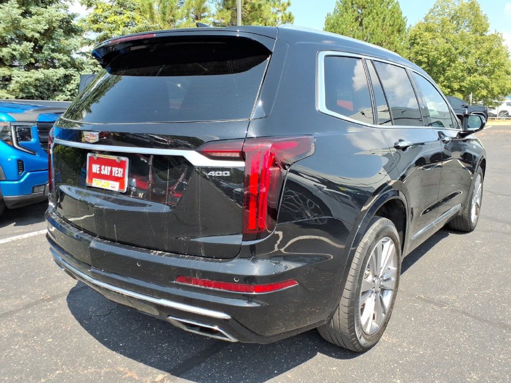 Used 2024 Cadillac XT6 Premium Luxury w/ LPO, Floor Liner Package AWD/4WD image 4
