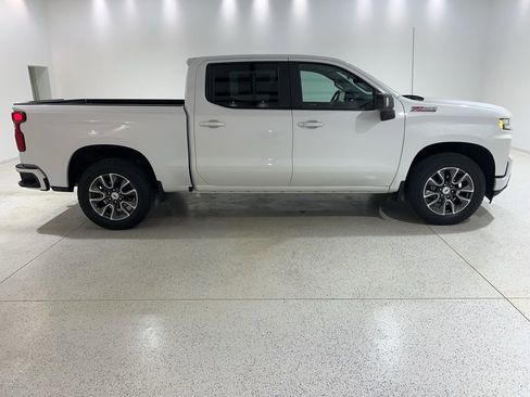 Used 2022 Chevrolet Silverado 1500 RST w/ Safety Package image 6