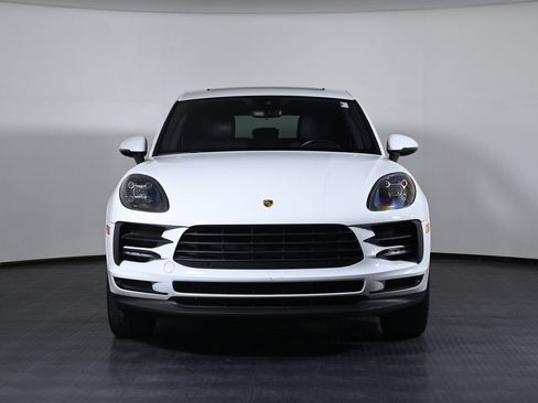 Certified 2021 Porsche Macan AWD/4WD image 10