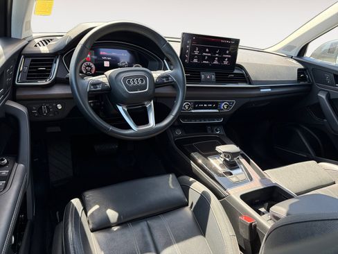 Used 2021 Audi Q5 Prestige w/ Prestige Package AWD/4WD image 15