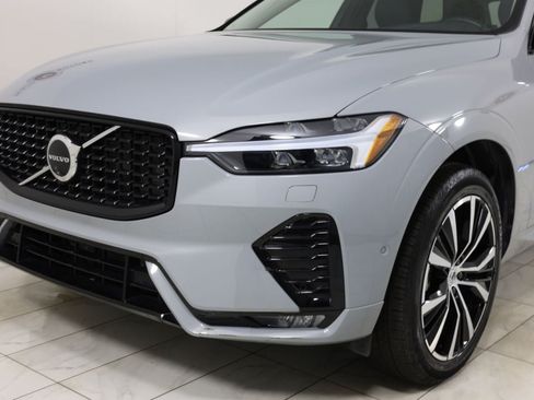 Used 2025 Volvo XC60 B5 Plus AWD/4WD image 48