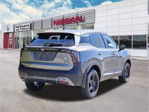 New 2026 Nissan Kicks SV w/ SV Premium Package image 4