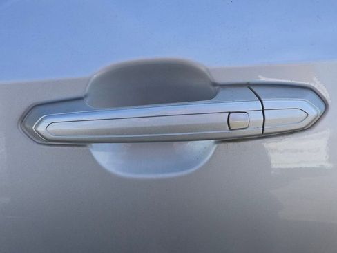 Used 2021 Cadillac XT4 Sport image 10