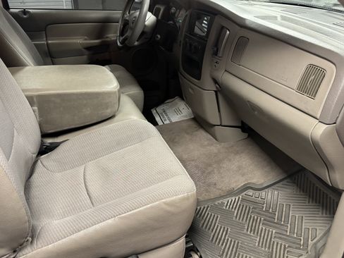 Used 2003 Dodge Ram 1500 Truck ST image 12