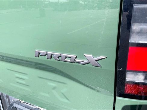 Used 2022 Nissan Frontier Pro-X w/ Technology Package RWD image 10
