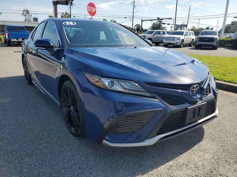 Used 2024 Toyota Camry XSE FWD image 10