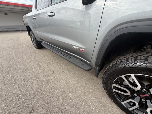 Used 2024 GMC Sierra 1500 AT4 w/ Technology Package AWD/4WD image 19