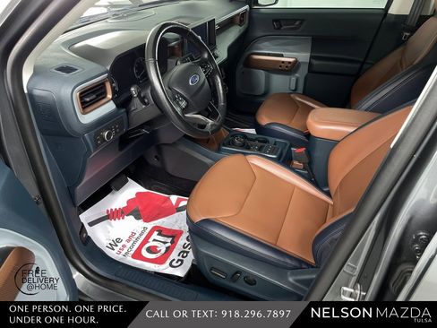 Used 2022 Ford Maverick Lariat w/ Lariat Luxury Package image 17