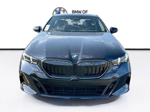 New 2027 BMW 530i RWD image 2