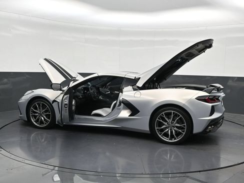 Used 2024 Chevrolet Corvette Stingray Coupe w/ Z51 Performance Package RWD image 34