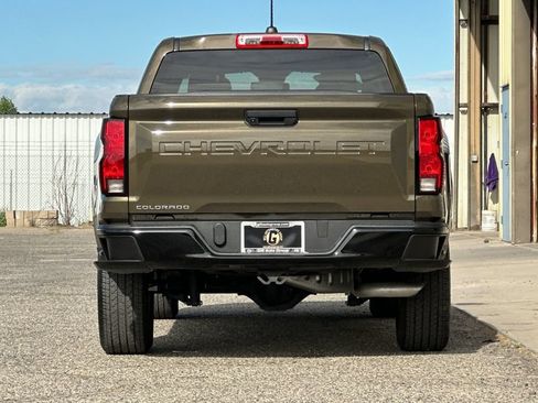 Used 2024 Chevrolet Colorado W/T RWD image 5