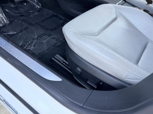 Used 2016 Tesla Model S 60 image 67