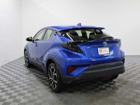 Certified 2019 Toyota C-HR Limited FWD image 4