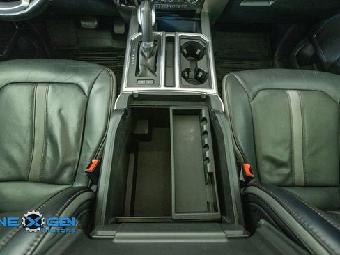 Used 2019 Ford F150 Platinum w/ Equipment Group 701A Luxury AWD/4WD image 35