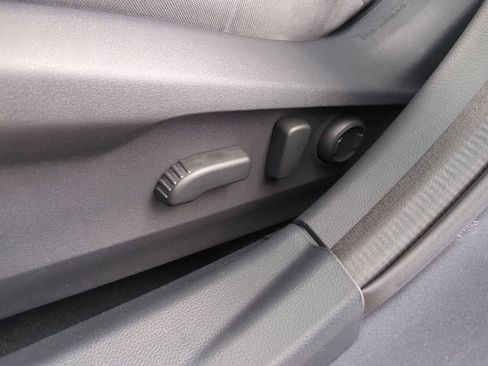 Used 2025 Subaru Legacy Premium w/ Popular Package #1A AWD/4WD image 16