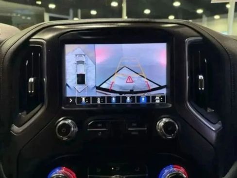 Used 2020 GMC Sierra 2500 AT4 w/ AT4 Premium Package image 13