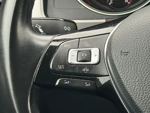 Used 2020 Volkswagen Atlas SE w/ Towing Package FWD image 14