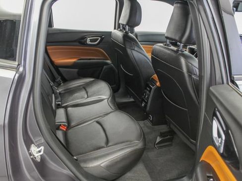 Used 2024 Jeep Compass Limited AWD/4WD image 18
