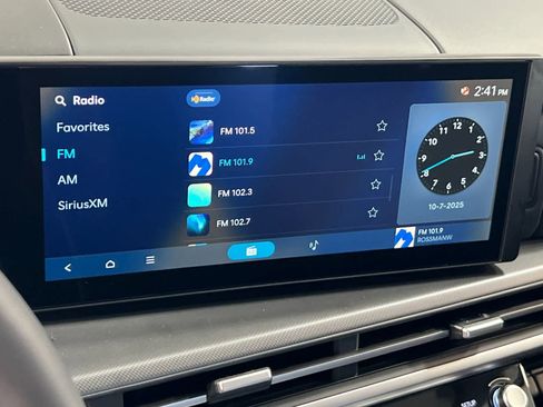 New 2026 Hyundai Santa Fe SE image 19