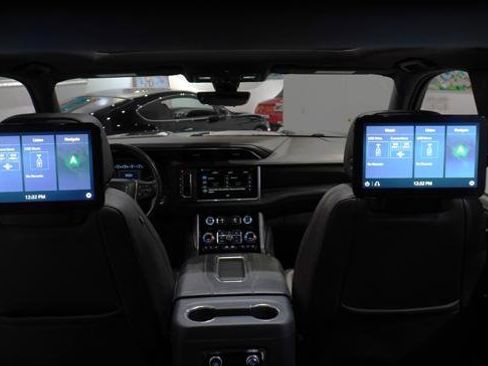 Used 2021 GMC Yukon XL Denali w/ Denali Ultimate Package image 23