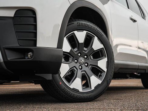 New 2026 Honda Pilot Elite image 6