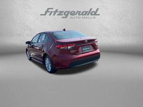 Used 2026 Toyota Corolla LE w/ LE Premium Package FWD image 6