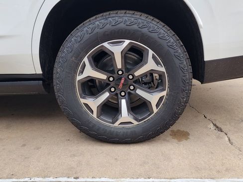 New 2026 GMC Yukon AT4 Ultimate AWD/4WD image 65