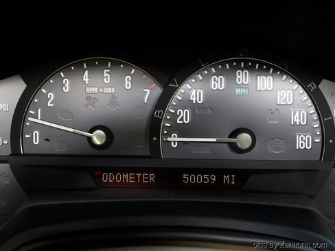 Used 2008 Cadillac XLR RWD image 18