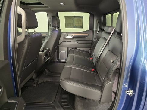 Used 2024 GMC Sierra 1500 Denali AWD/4WD image 17