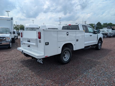 New 2026 Ford F350 XL w/ XL Chrome Package AWD/4WD image 2