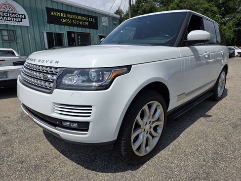 Used 2014 Land Rover Range Rover Supercharged AWD/4WD image 3