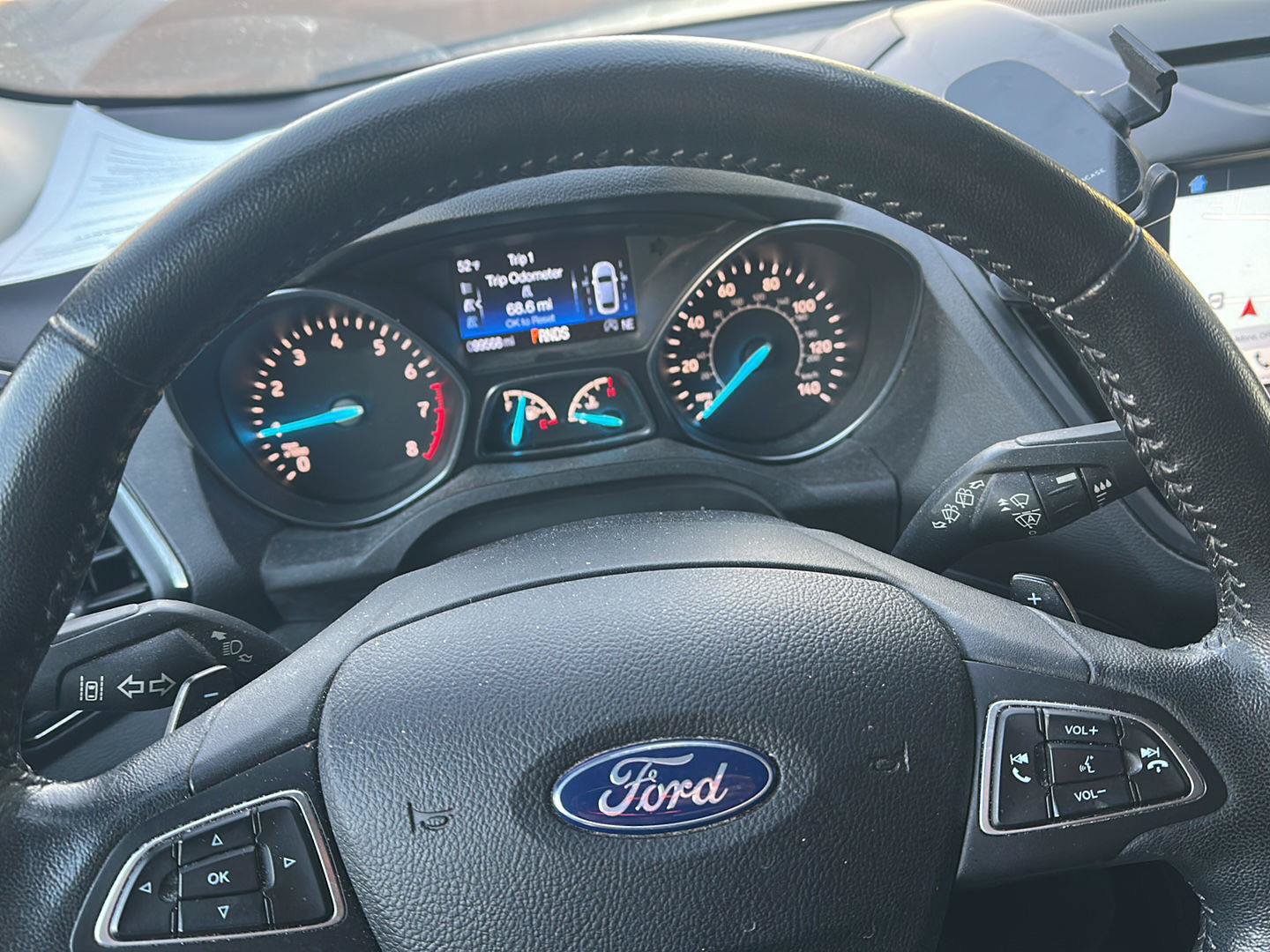 Used 2018 Ford Escape Titanium w/ Ford Safe & Smart Package AWD/4WD image 12