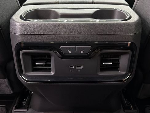 Used 2026 GMC Sierra 1500 AT4 w/ AT4 Premium Package AWD/4WD image 39