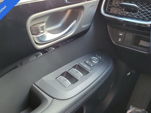 Used 2025 Acura ADX FWD image 26