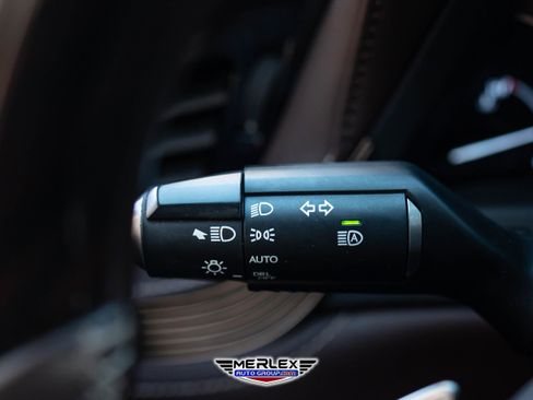 Used 2018 Lexus LS 500 AWD w/ Luxury Package image 30