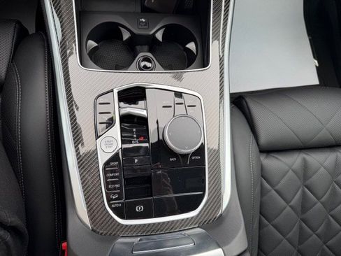 New 2026 BMW X5 M60i w/ Climate Comfort Package image 22