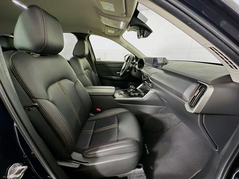 Used 2025 MAZDA CX-90 3.3 Turbo w/ Select Package image 32