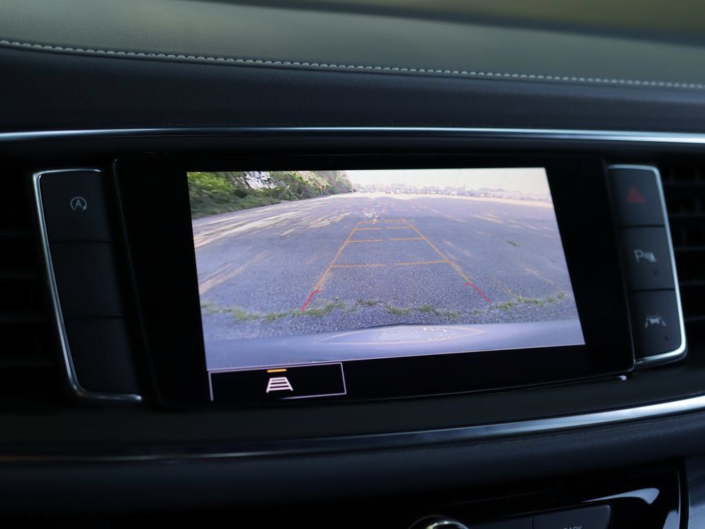 Used 2023 Buick Enclave Essence w/ Sport Touring Edition FWD image 14