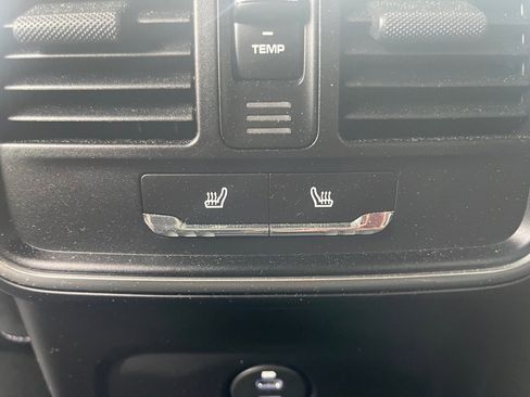 Used 2024 Porsche Macan GTS image 16