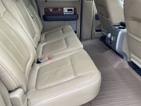 Used 2010 Ford F150 Lariat image 11