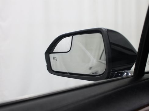Used 2017 Lincoln MKZ Select w/ Climate Package FWD image 10