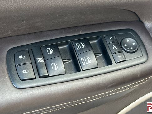 Used 2014 Jeep Grand Cherokee Summit AWD/4WD image 12
